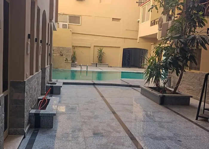 Daire In Sheraton Street El Hadaba